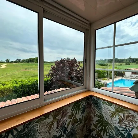 Bed & Breakfast Le Clos De Bourginel 3*